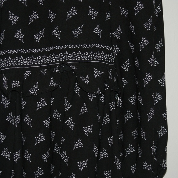 Little Black Dress - Picture 3 of 3